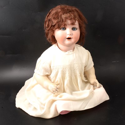 Lot 363 - Schutzmeister & Quendt Germany bisque head doll