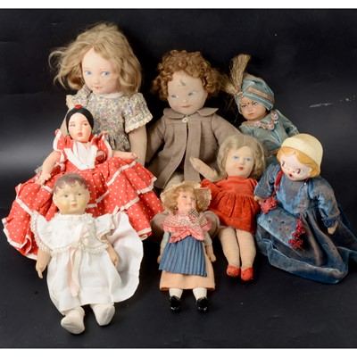 Lot 368 - Eight early 20th century felt and composition dolls