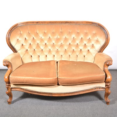 Lot 389 - Three-piece lounge suite in the French style