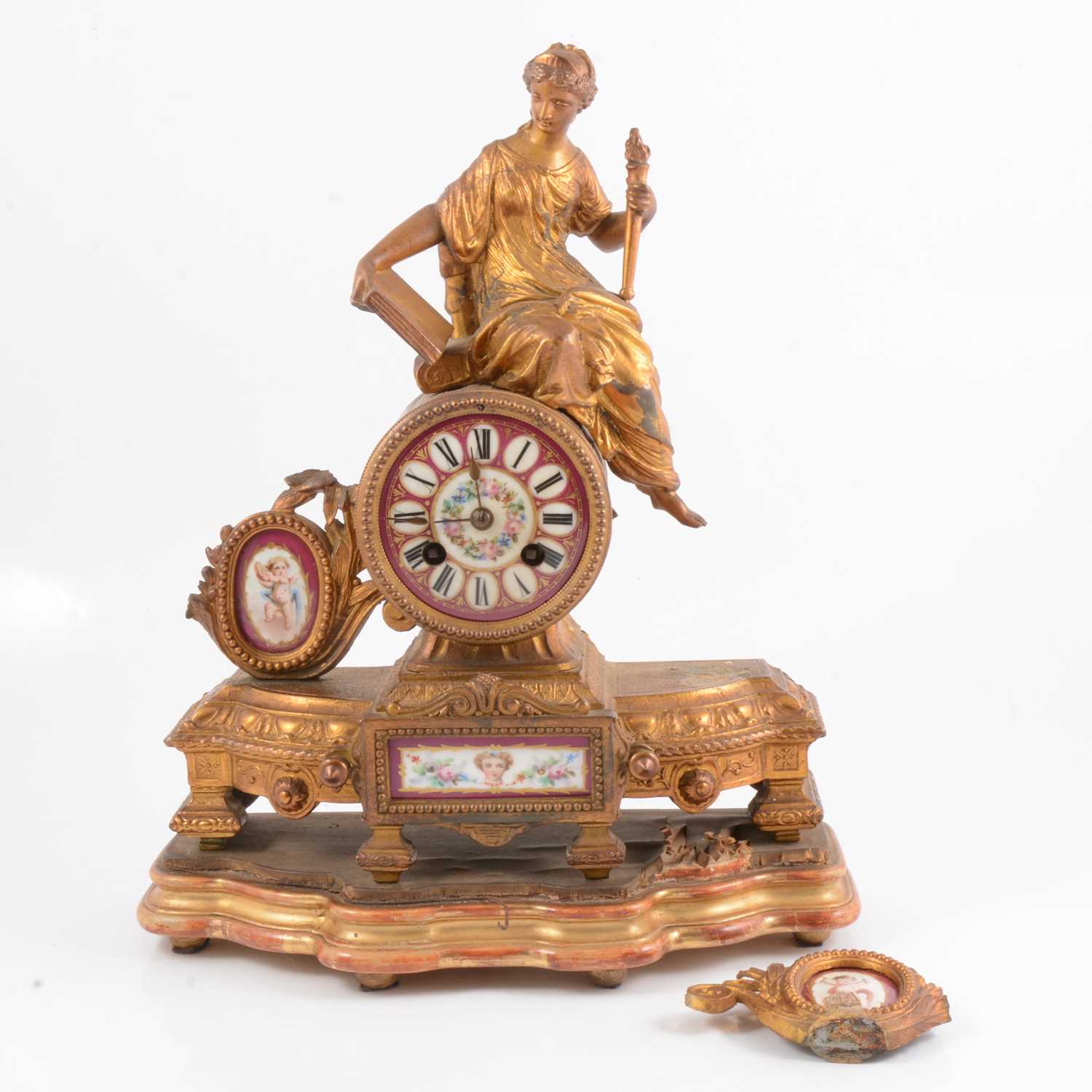 Lot 76 - 19th Century French gilt spelter mantel clock