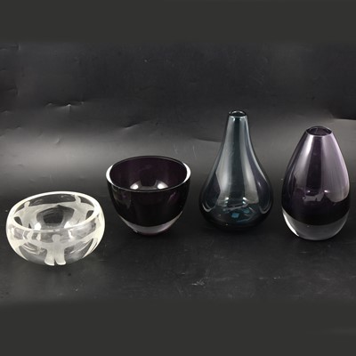 Lot 6 - Studio glass vases and bowls.
