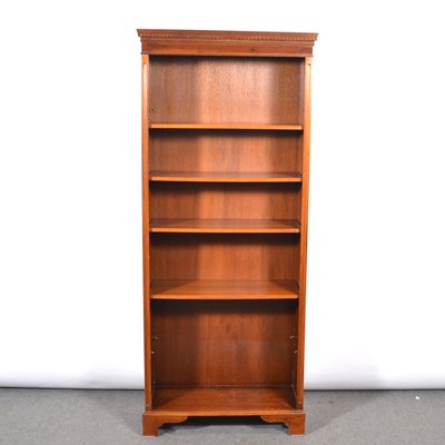 Lot 511 - Modern mahogany open bookcase