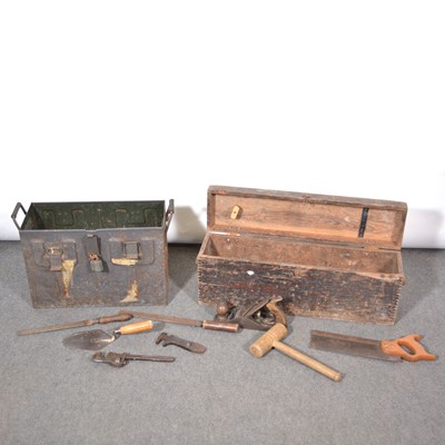 Lot 539 - Garden and hand tools