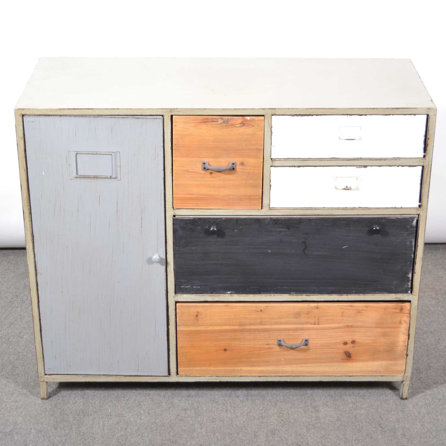 Lot 433 - Industrial style metal and wood chest