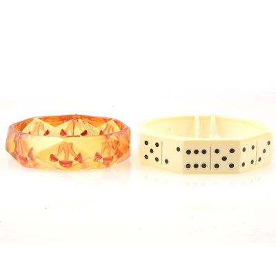 Lot 288 - Two novelty vintage bangles, lucite with toadstools, dominoes.