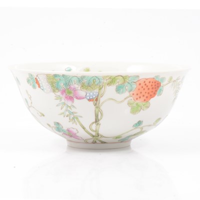 Lot 98 - Chinese porcelain bowl, four character mark.