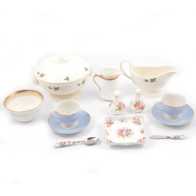 Lot 18 - Etruria of Wedgwood 'Moss Rose' part dinner service, and other part tea services and glasswares.