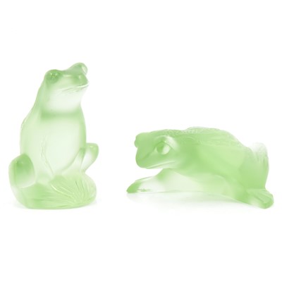 Lot 172 - Lalique Crystal, two frosted green glass frog ornaments.