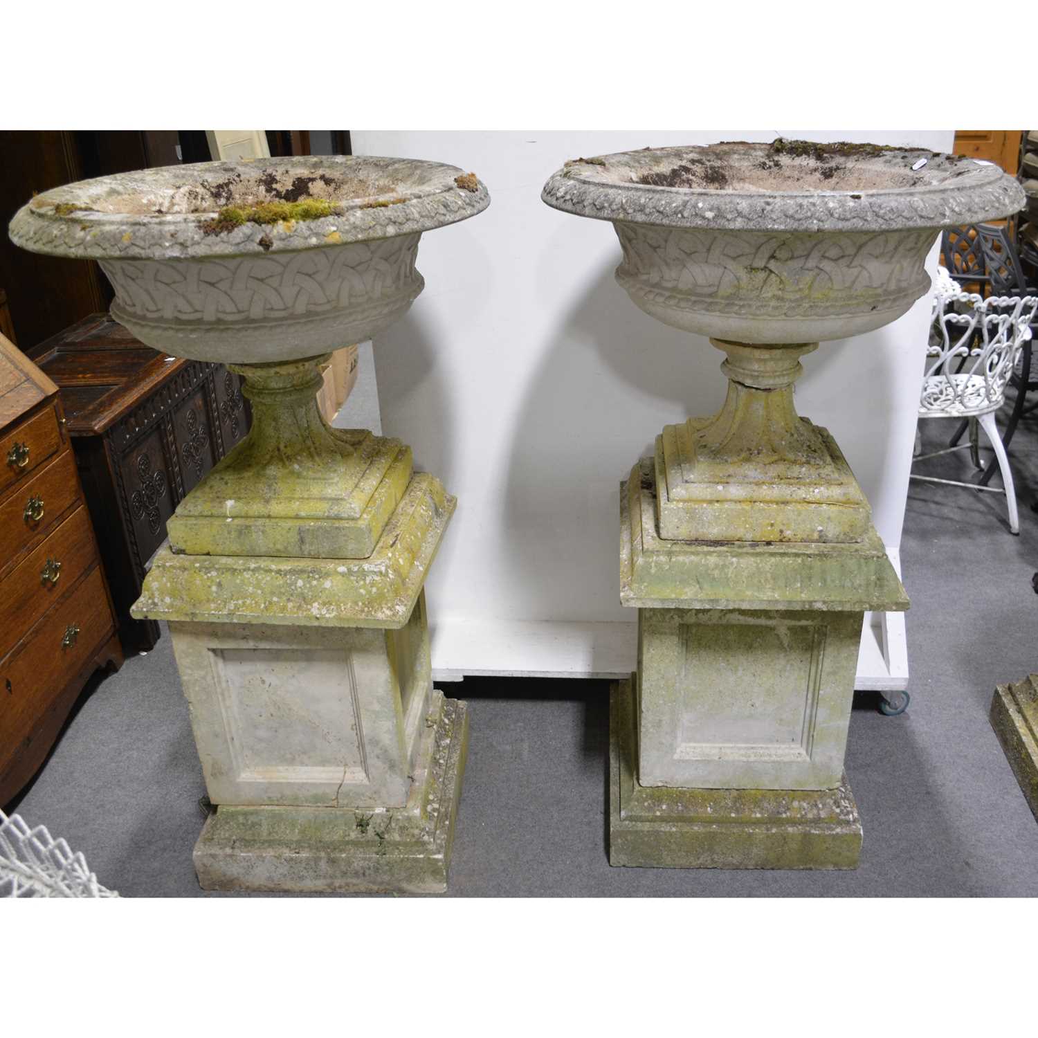 Lot 591 - Pair of Haddonstone garden urns