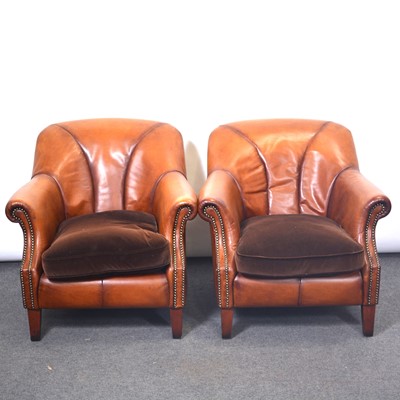 Lot 433 - Pair of modern leather easychairs