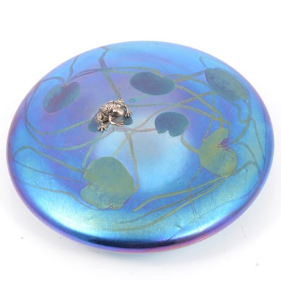 Lot 34 - Glasform by John Ditchfield, a Frog Lily pad Trail Disc Paperweight in Aquamarine