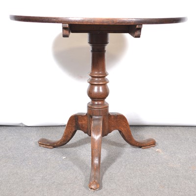 Lot 391 - 19th Century oak tripod table