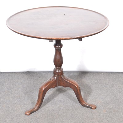 Lot 323 - Georgian mahogany tripod table