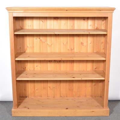 Lot 350 - Modern pine open bookcase