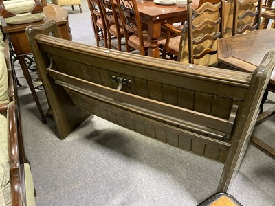 Lot 293 - Oak pew