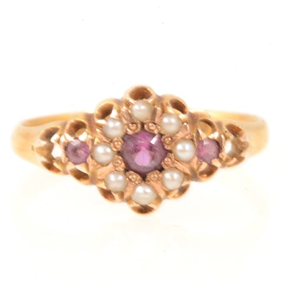 Lot 283 - Victorian 15 carat gold seed pearl dress ring.