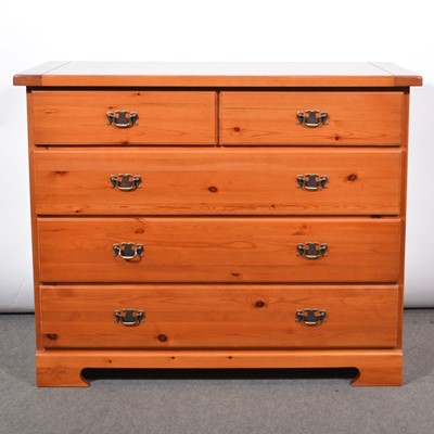 Lot 489 - Modern pine chest of drawers