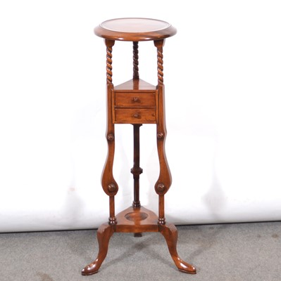 Lot 493 - Reproduction mahogany stand