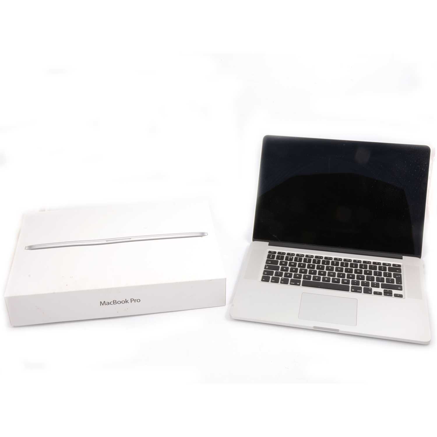 Lot 446 - Apple Macbook Pro