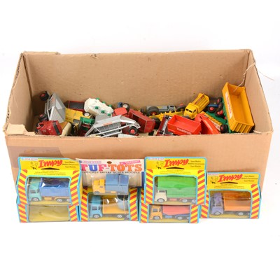 Lot 113 - Loose die-cast models and vehicles