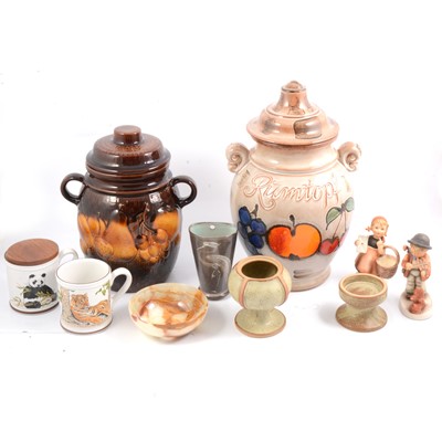 Lot 70 - Hummel figures, Scheurich 'Rümtopf' pots with lids and other decorative items.