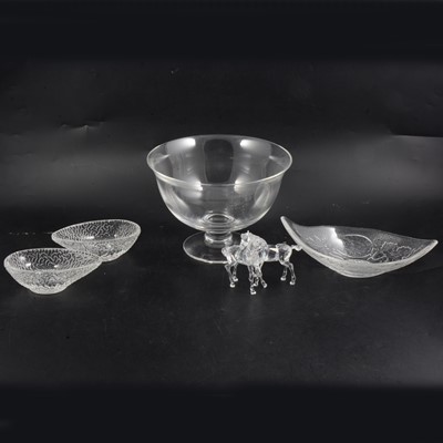 Lot 69 - Swarovski Foals; Dartington Crystal and other table glass.