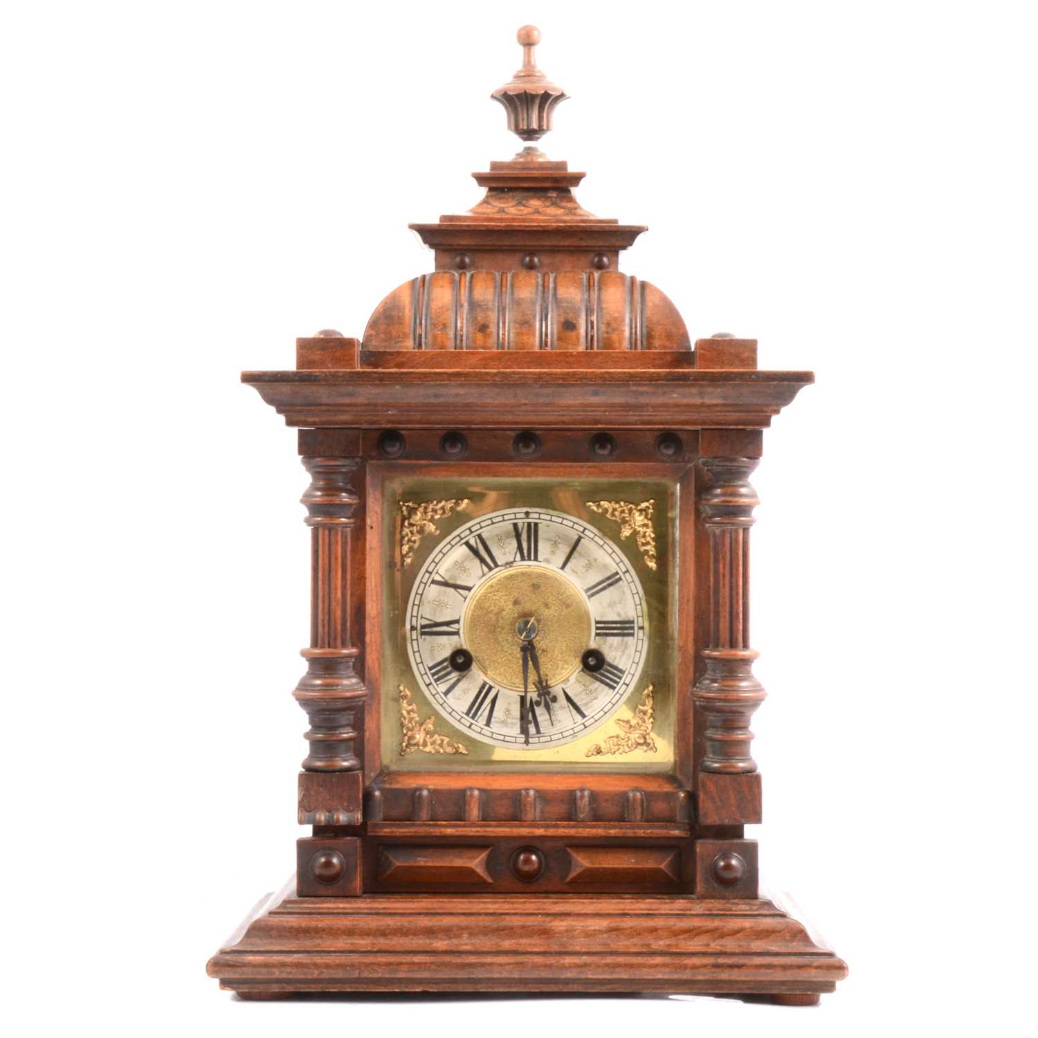 Lot 165 - German mantel clock