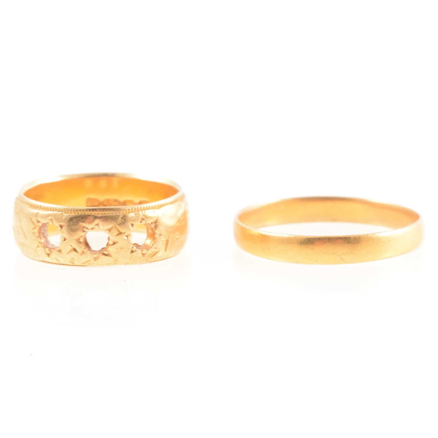 Lot 276 - Two gold rings.