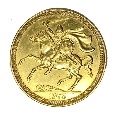 Lot 105 - Elizabeth II Isle of Man £5 gold coin, 1973