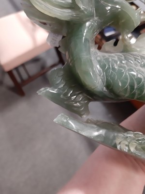 Lot 169 - Carved nephrite jade dragon sculpture