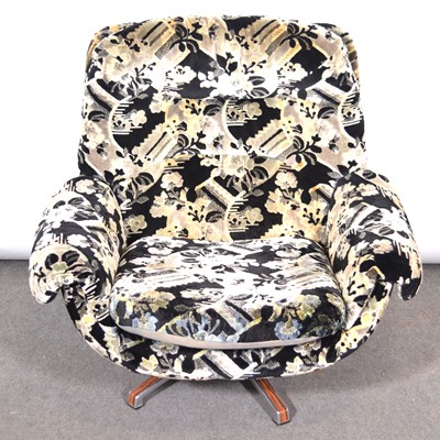 Lot 257 - 1960's easy chair