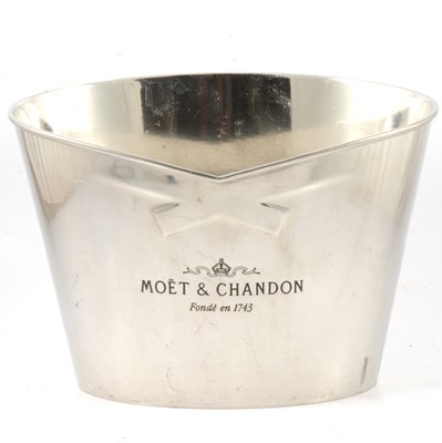 Lot 237 - A Moët & Chandon polished pewter champagne magnum cooler