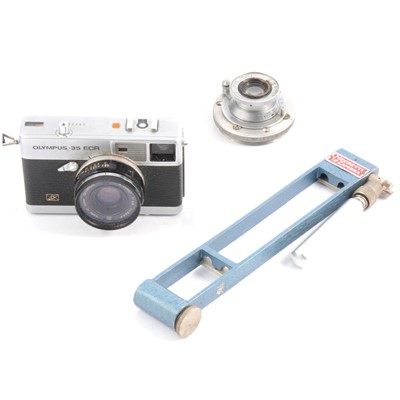 Lot 87 - Olympus camera, Leitz Elmar lens, and a hygrometer.