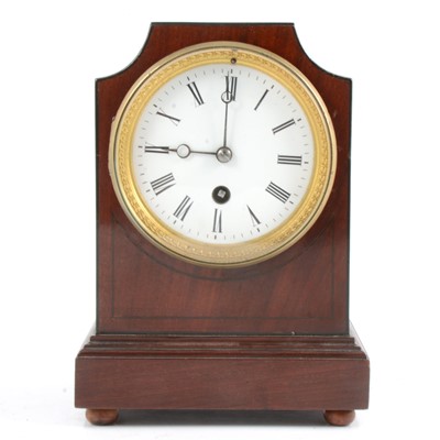 Lot 120 - Victorian mahogany mantel clock.