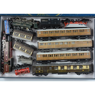 Lot 19 - Tri-ang and Hornby OO gauge model railway locomotives and rolling stock.