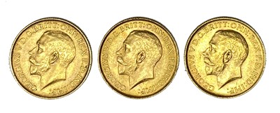 Lot 365 - George V three gold Sovereign coins, 1925, Pretoria mint