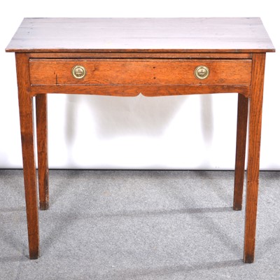 Lot 461 - George III oak side table