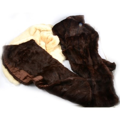 Lot 116A - Two fur stoles and trimmings, plus a fur cape from Mocklers.