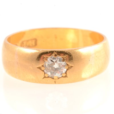 Lot 161 - 22 carat yellow gold wedding band star gypsy set with an old cut diamond.