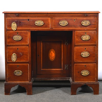 Lot 581 - George III mahogany writing table / dressing table