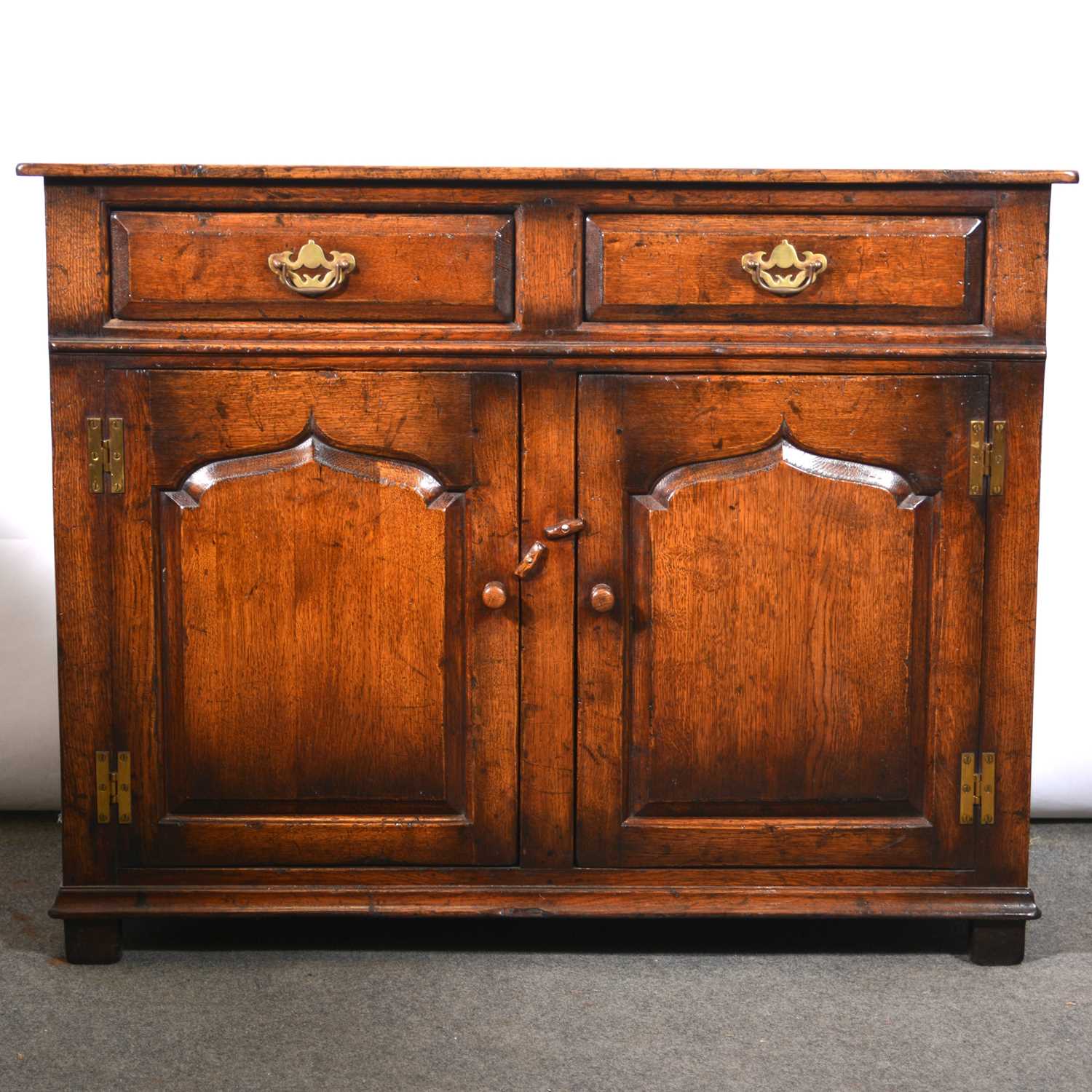 Lot 545 - Reproduction golden oak dresser base