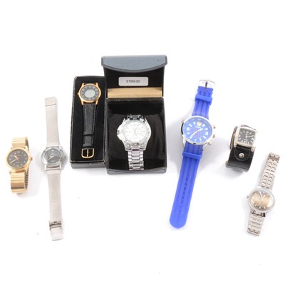 Lot 318 - A quantity of various modern wrist-watches