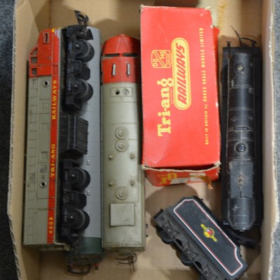 Lot 120 - Triang model railways etc