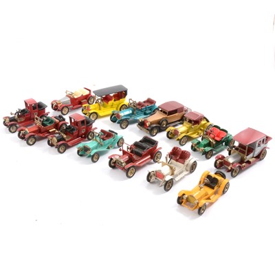 Lot 124 - Quantity of toy vintage vehicles