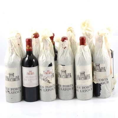 Lot 281 - Les Forts de Latour, Pauillac, 1990, 12 bottles.