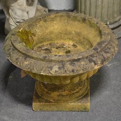 Lot 519 - Cast stone garden urn