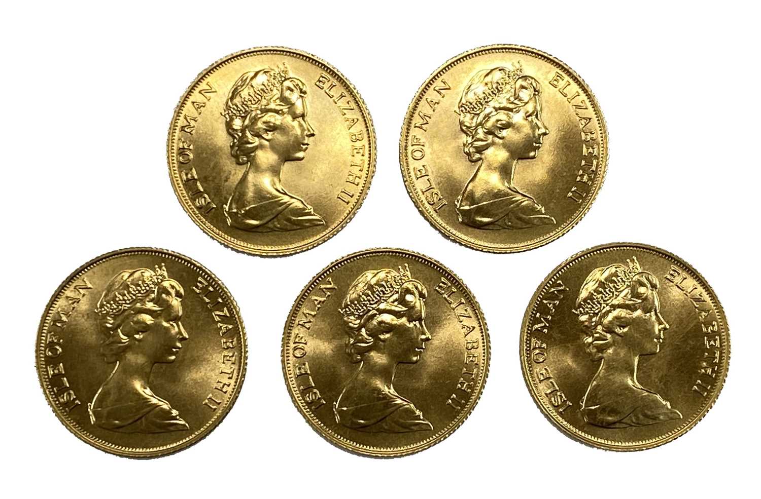 Lot 431 - Elizabeth II five Isle of Man gold Sovereign coins, 1973