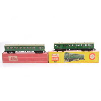 Lot 49 - Hornby Dublo OO gauge 2250 2-rail electric motor coach brake 2nd and driving trailer.