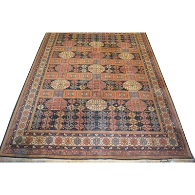 Lot 480 - A large Wilton carpet