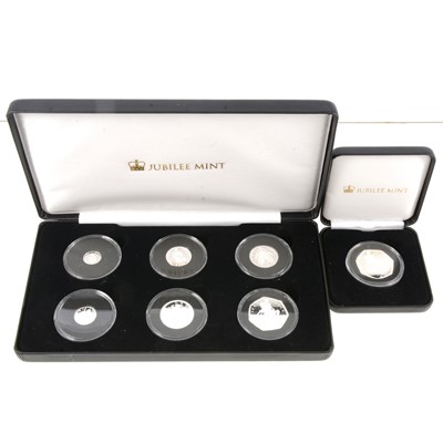 Lot 138 - 50th Anniversary silver coin set and single silver fifty pence.